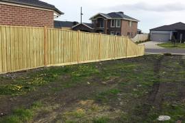 Capped 5x5 fence